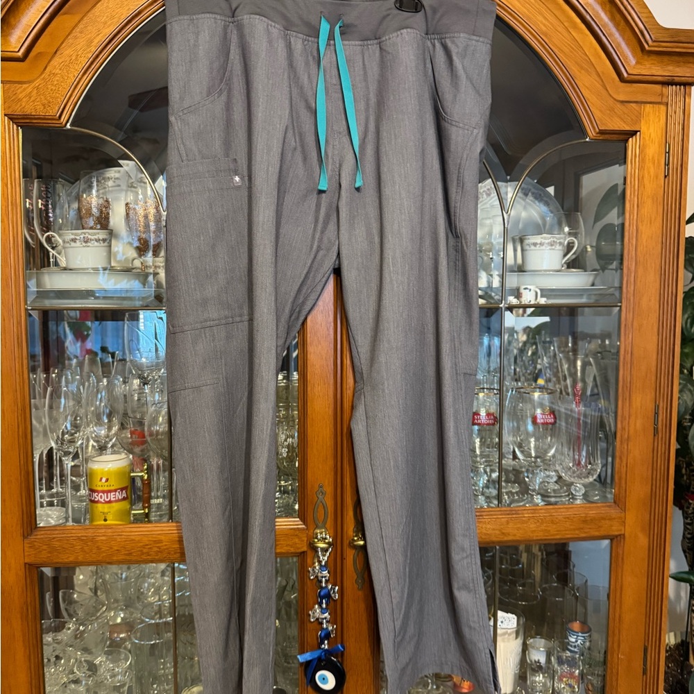 Figs Kade Scrub Pant XL in Graphite